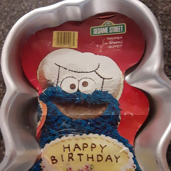 Vintage 1982 Wilton Sesame Street Cookie Monster Cake Pan - Picture 2 of 16